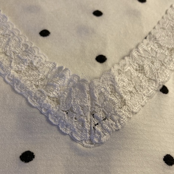NWOT - Majora White & Black Stitched Polka Dot Scalloped Edge Camisole - Sz L - Picture 3 of 16
